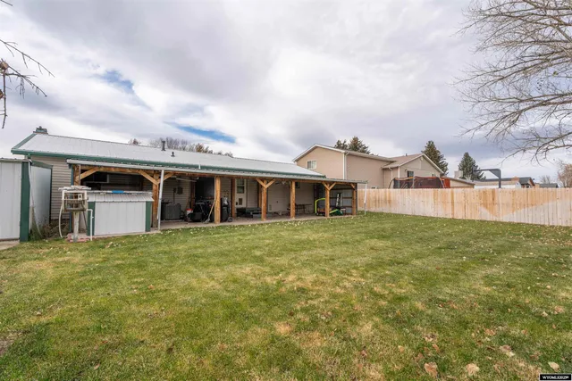 $299,000 | 217 South Windriver Drive, Douglas, WY 82633