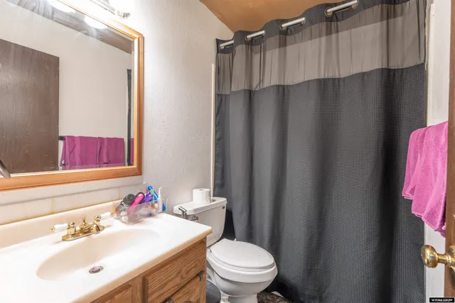 $299,000 | 217 South Windriver Drive, Douglas, WY 82633