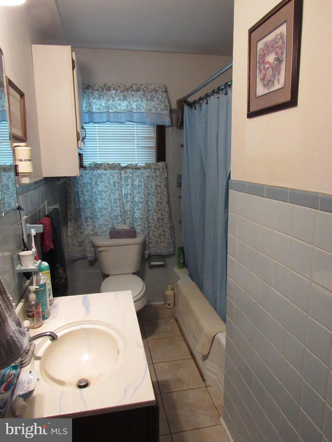 13206 Edgemont Road Smithsburg, MD 21783 - Photo 12 of 29 Main Level Bath