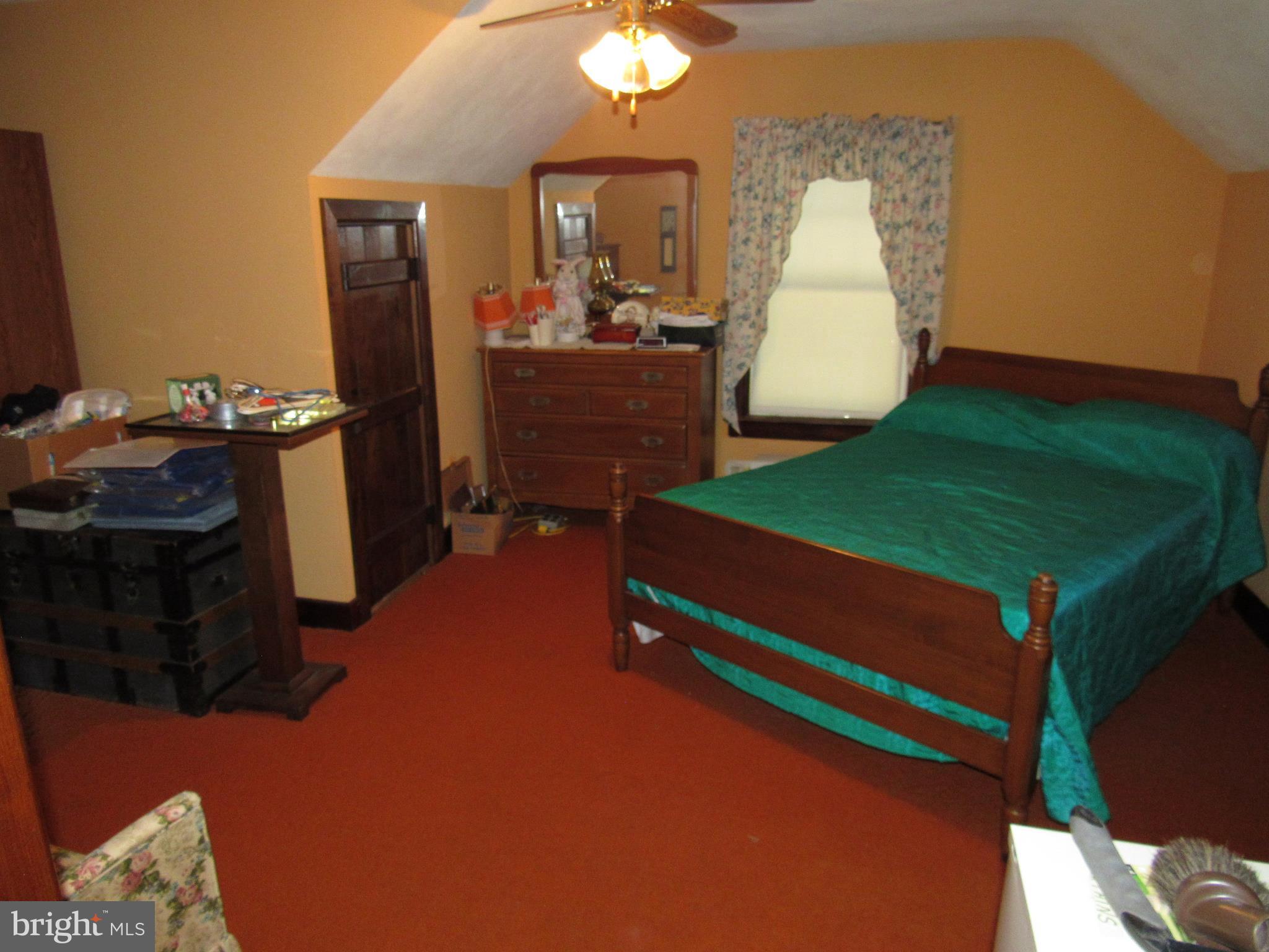 13206 Edgemont Road Smithsburg, MD 21783 - Photo 13 of 29 Bedroom