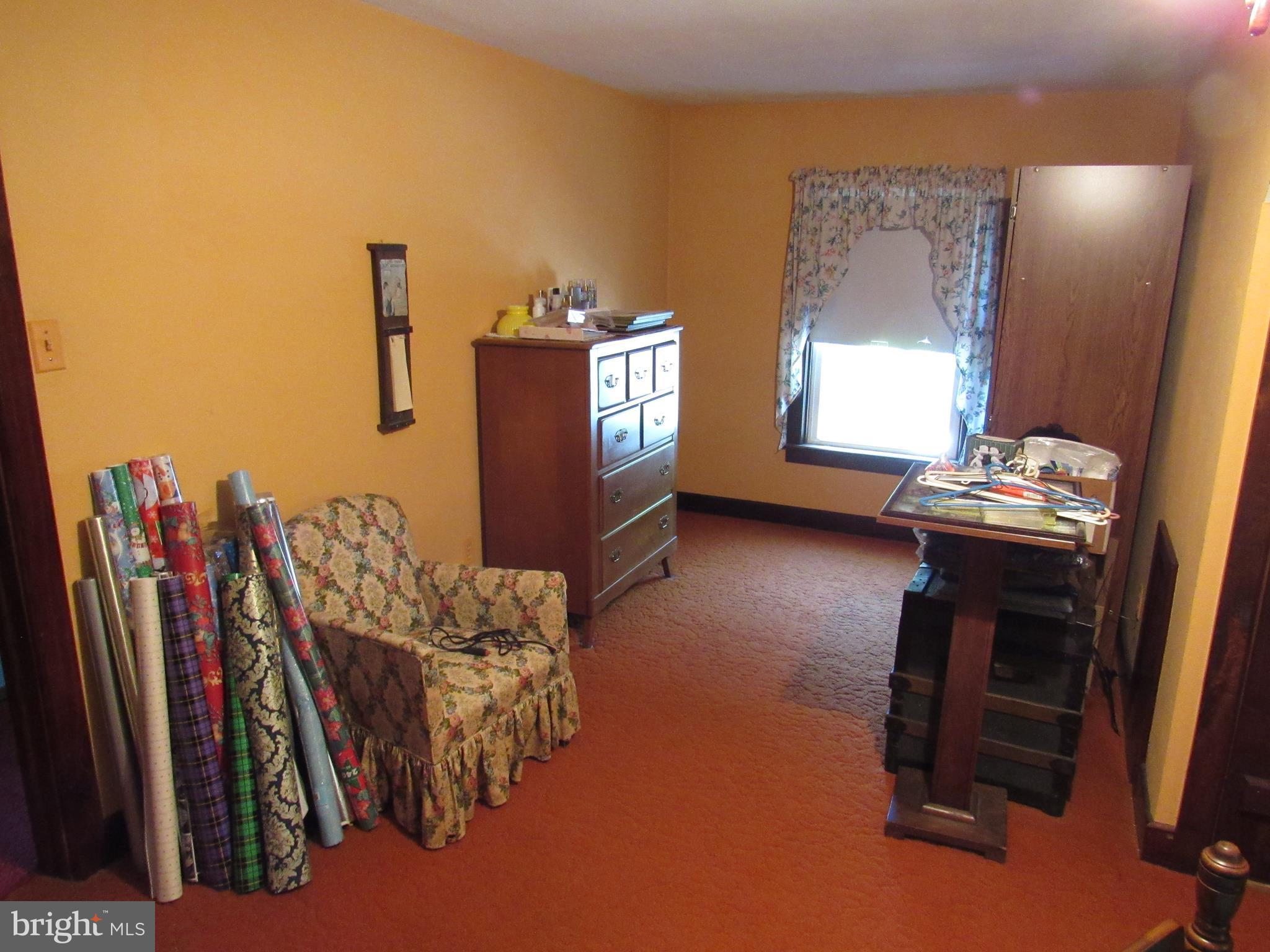 13206 Edgemont Road Smithsburg, MD 21783 - Photo 14 of 29 Bedroom