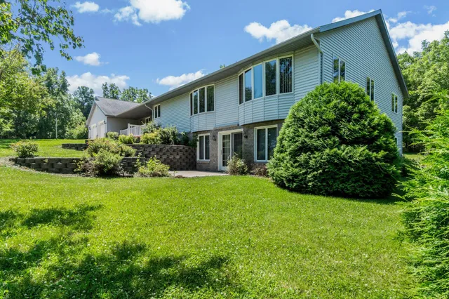 $649,900 | 1106 Birch Avenue, Alexandria, MN 56308