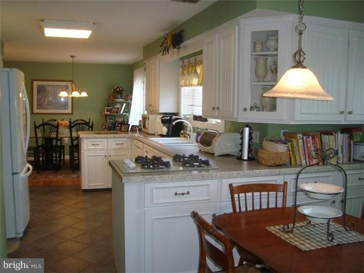53 Coleman Road Hamilton Square, NJ 08690 - Photo 14 of 24