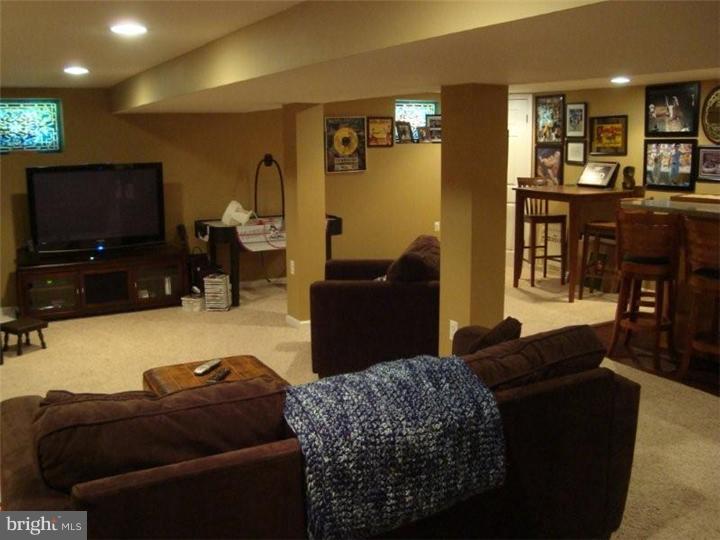 53 Coleman Road Hamilton Square, NJ 08690 - Photo 18 of 24 Family Room