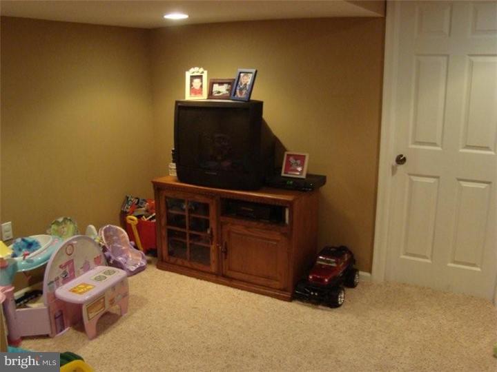53 Coleman Road Hamilton Square, NJ 08690 - Photo 19 of 24 Den