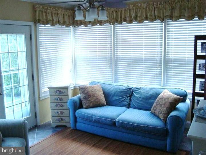 53 Coleman Road Hamilton Square, NJ 08690 - Photo 8 of 24 Sun Room