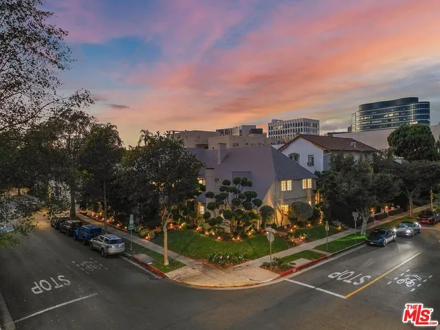 $7,500 | 9677 Charleville Boulevard, Beverly Hills, CA 90212