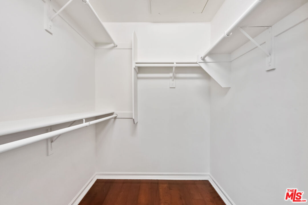 629 Traction Avenue, Unit 507 Los Angeles, CA 90013 - Photo 17 of 52 a view of walk in closet with empty racks