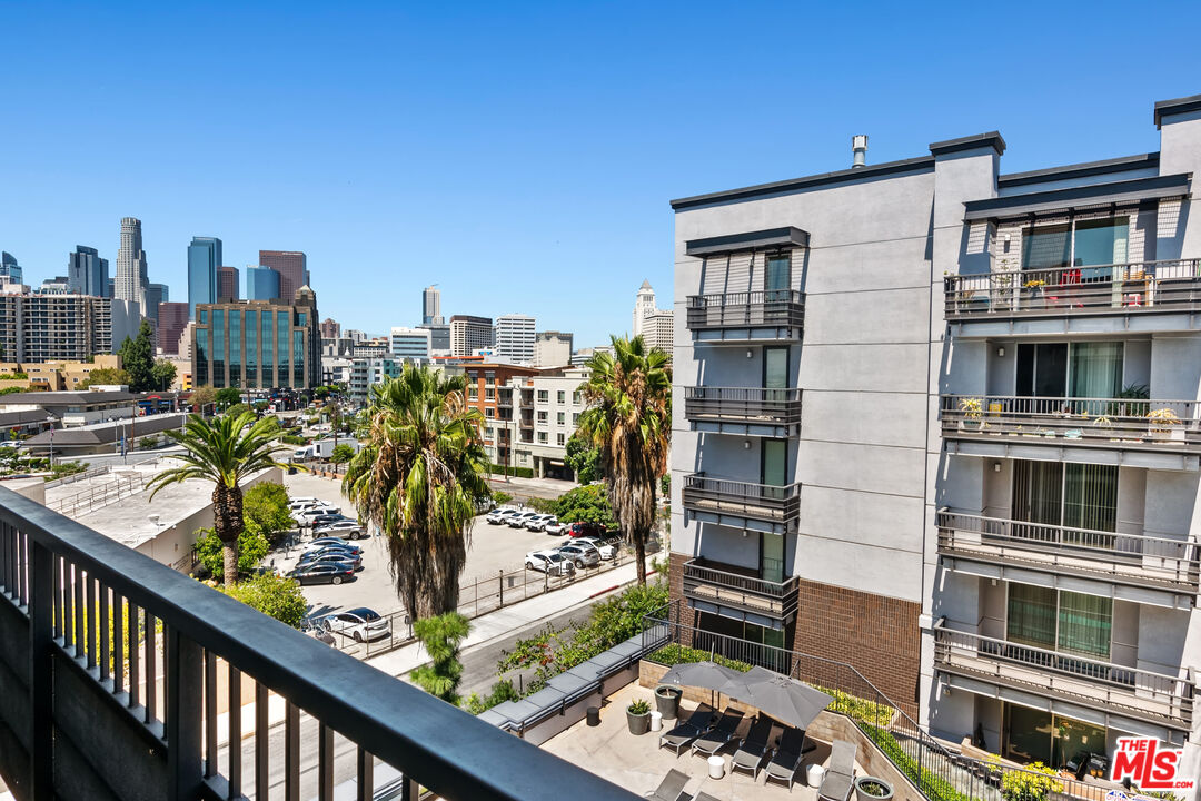 629 Traction Avenue, Unit 507 Los Angeles, CA 90013 - Photo 24 of 52 a view of balcony with furniture