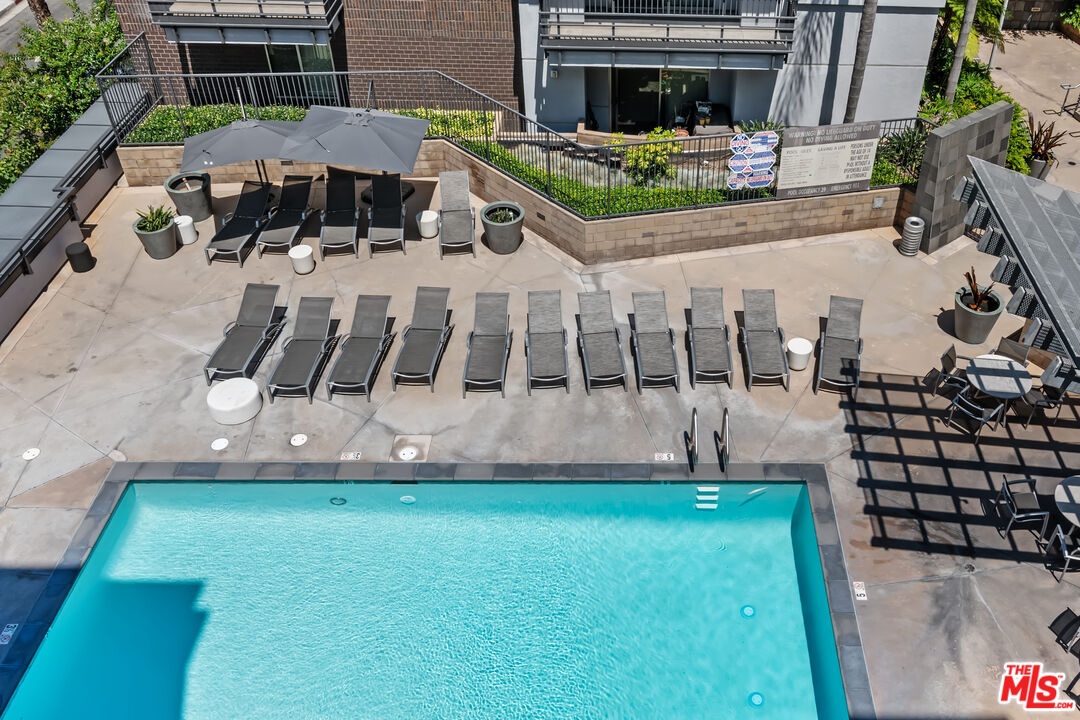 629 Traction Avenue, Unit 507 Los Angeles, CA 90013 - Photo 27 of 52 a view of yard with swimming pool and furniture