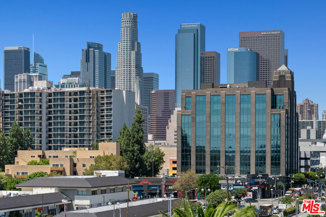 629 Traction Avenue, Unit 507 Los Angeles, CA 90013 - Photo 28 of 52 a city view with tall buildings