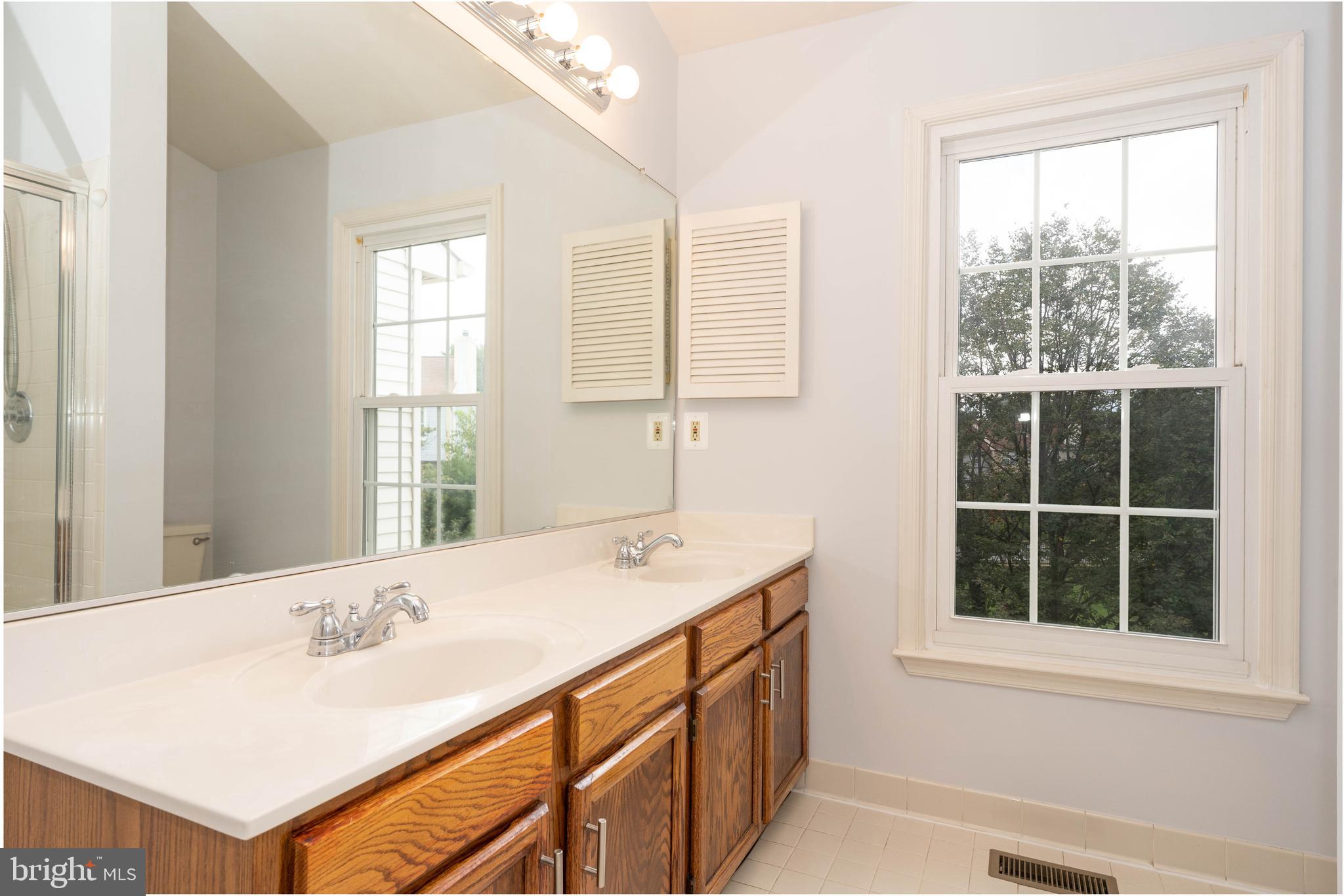 46808 Rabbitrun Terrace Sterling, VA 20164 - Photo 22 of 45 Gallery Image 22