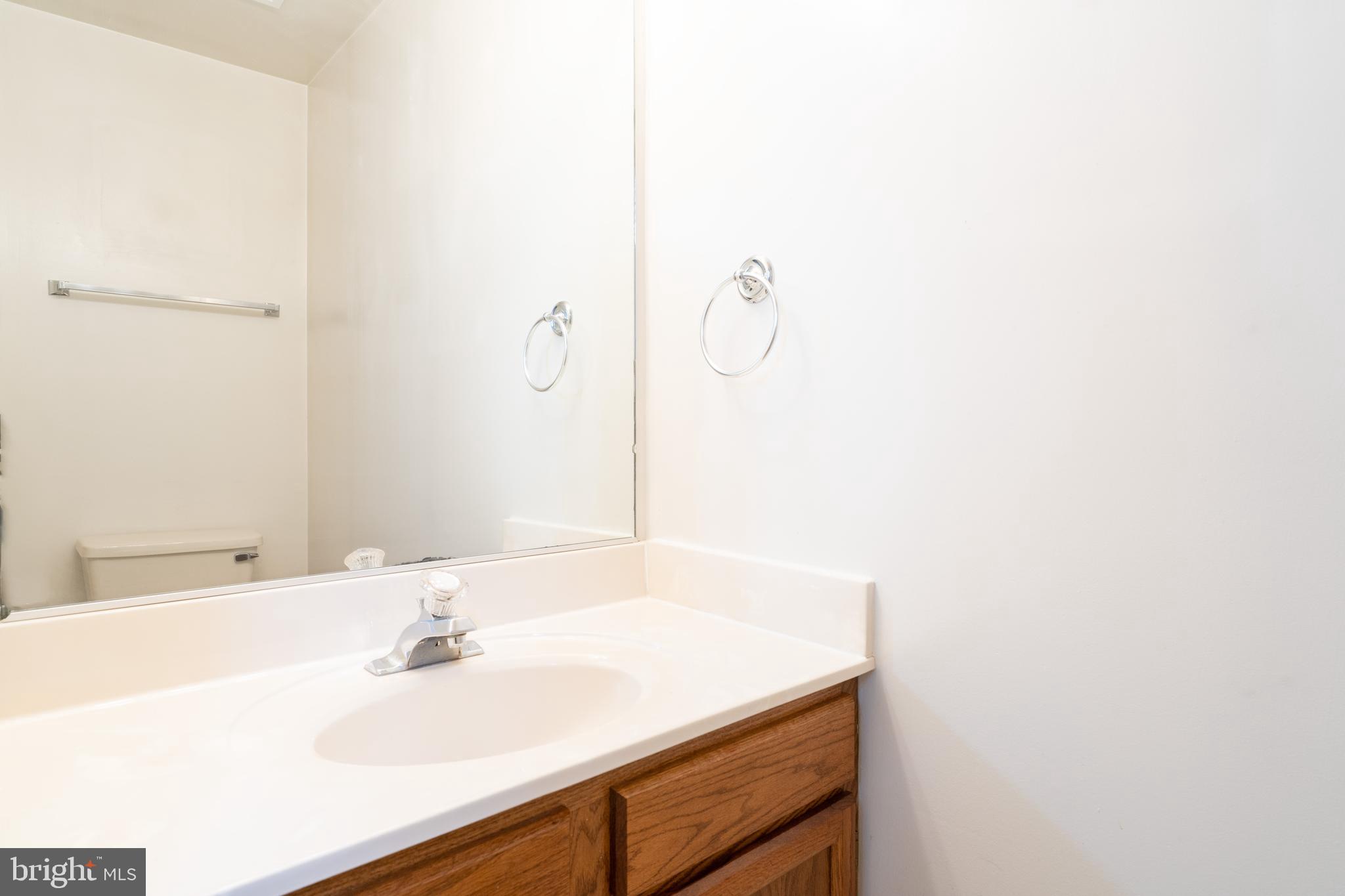 46808 Rabbitrun Terrace Sterling, VA 20164 - Photo 7 of 45 Gallery Image 7
