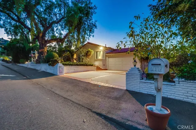 $1,449,999 | 4052 Miraleste Drive, Rancho Palos Verdes, CA 90275