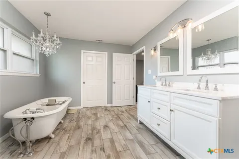 $465,000 | 1650 Clarence Road, Temple, TX 76501