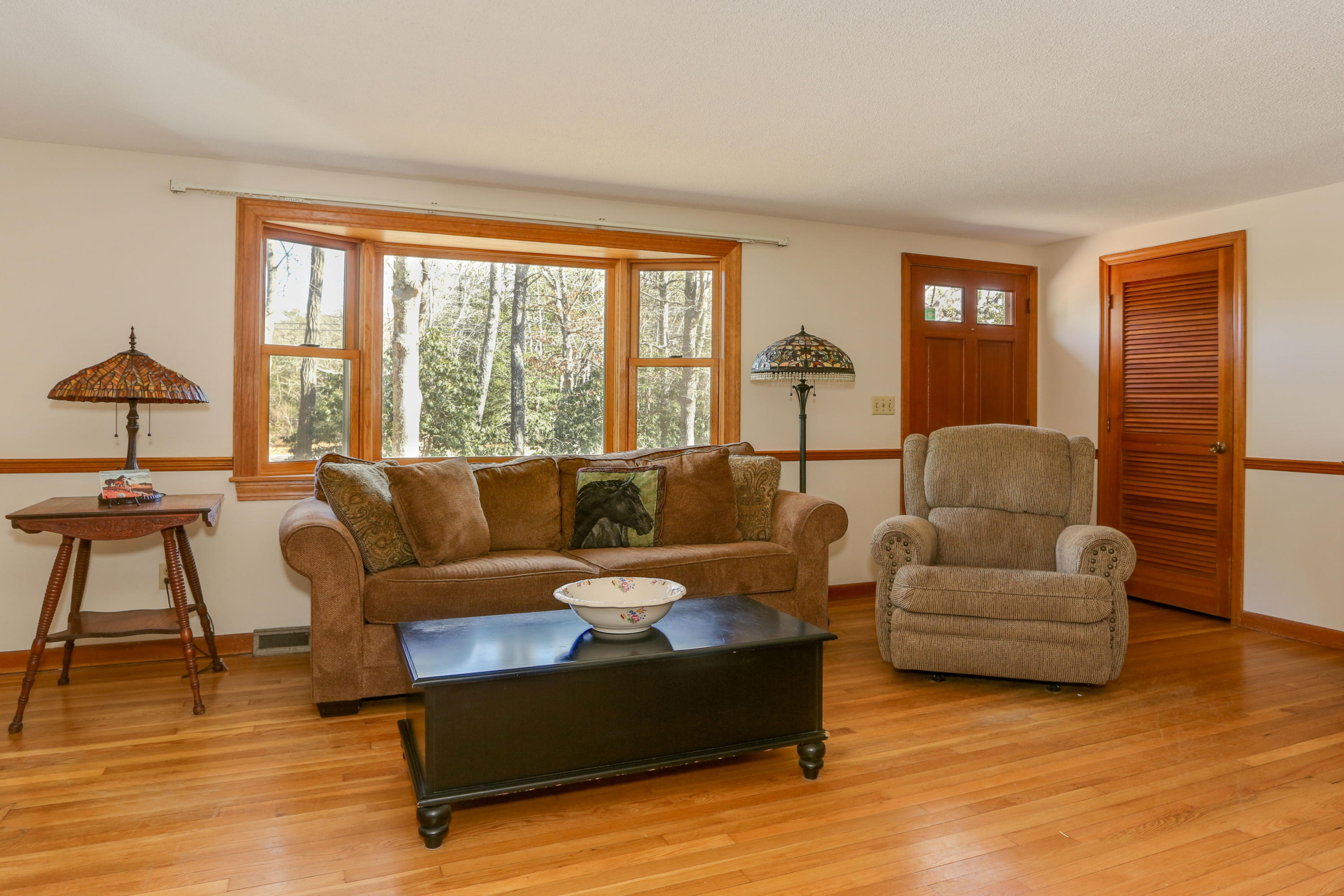735 Lumbert Mill Road Marstons Mills, MA 02648 - Photo 8 of 33 735LumLR-9