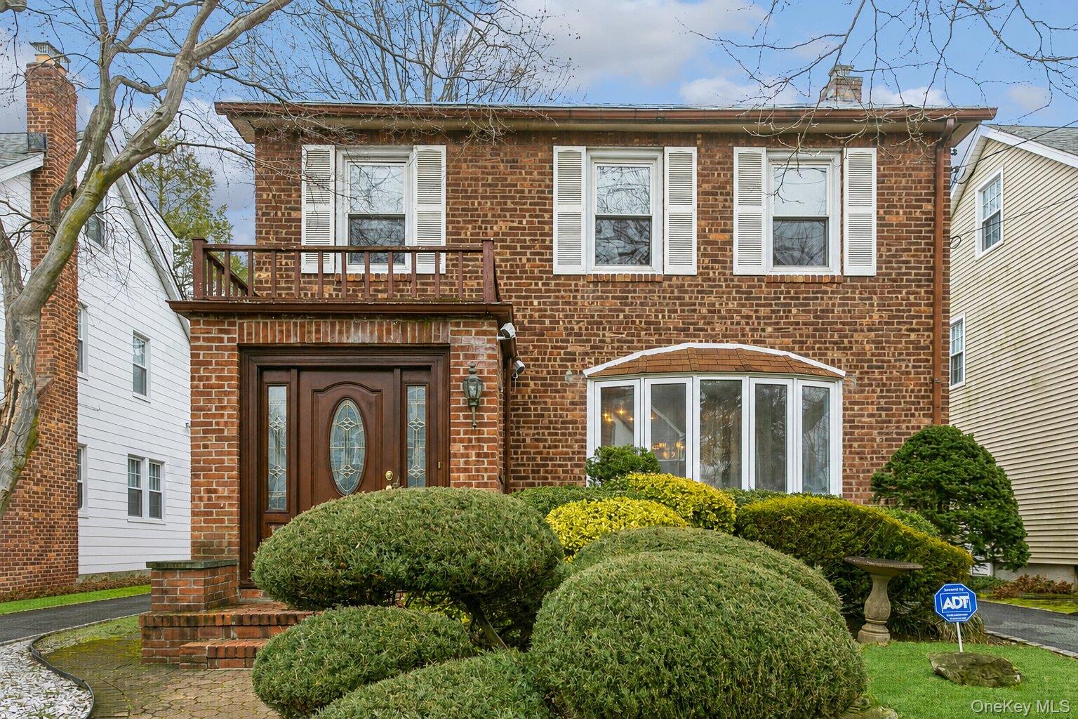 44 Jayson Avenue Great Neck, NY 11021 - Photo 1 of 23