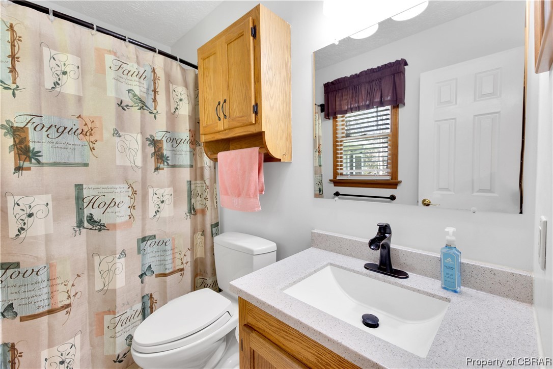 8187 Pinetta Road Gloucester, VA 23061 - Photo 22 of 41 Gallery Image 22