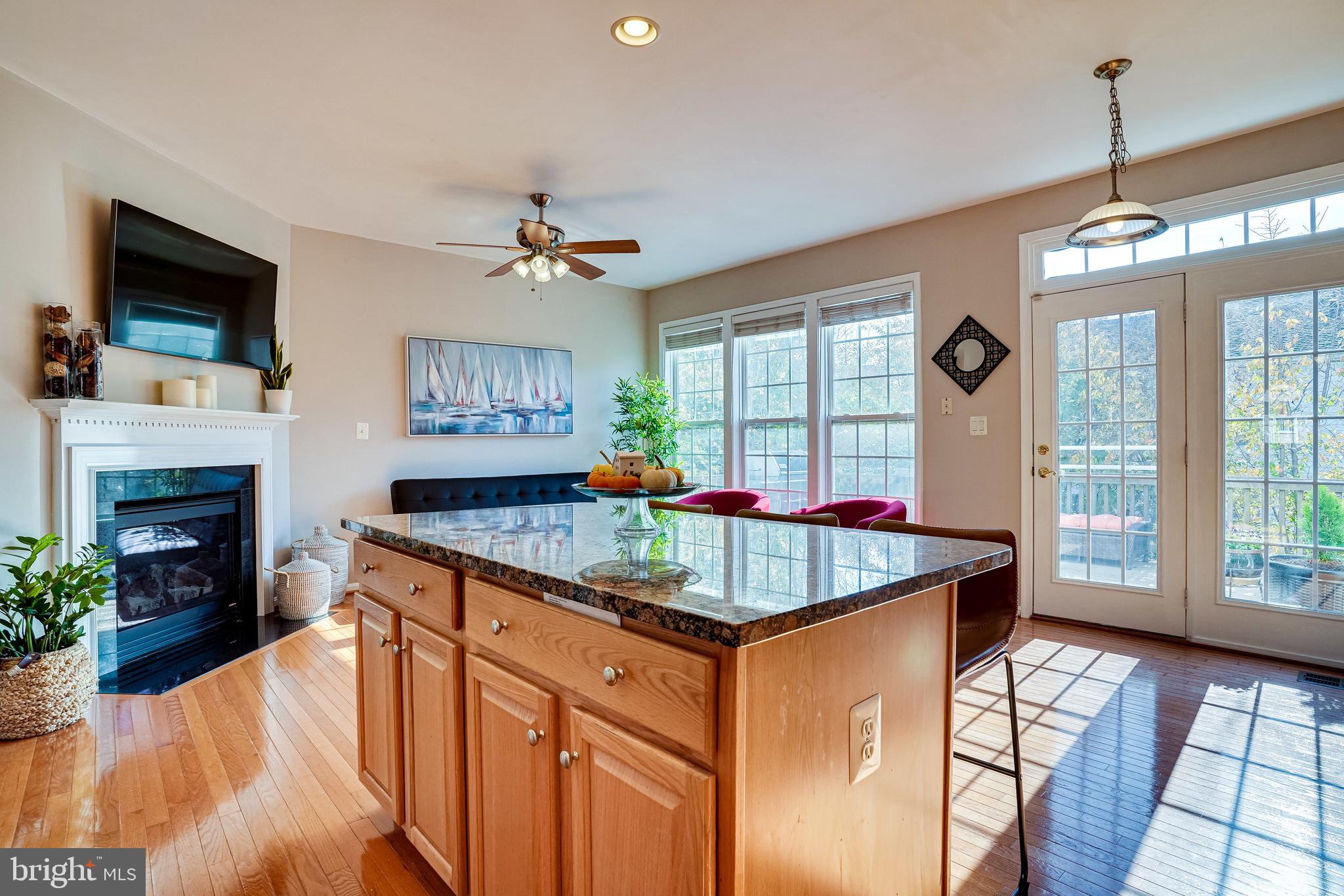 9138 Furey Road Lorton, VA 22079 - Photo 14 of 58 Island with Breakfast/Homework Bar