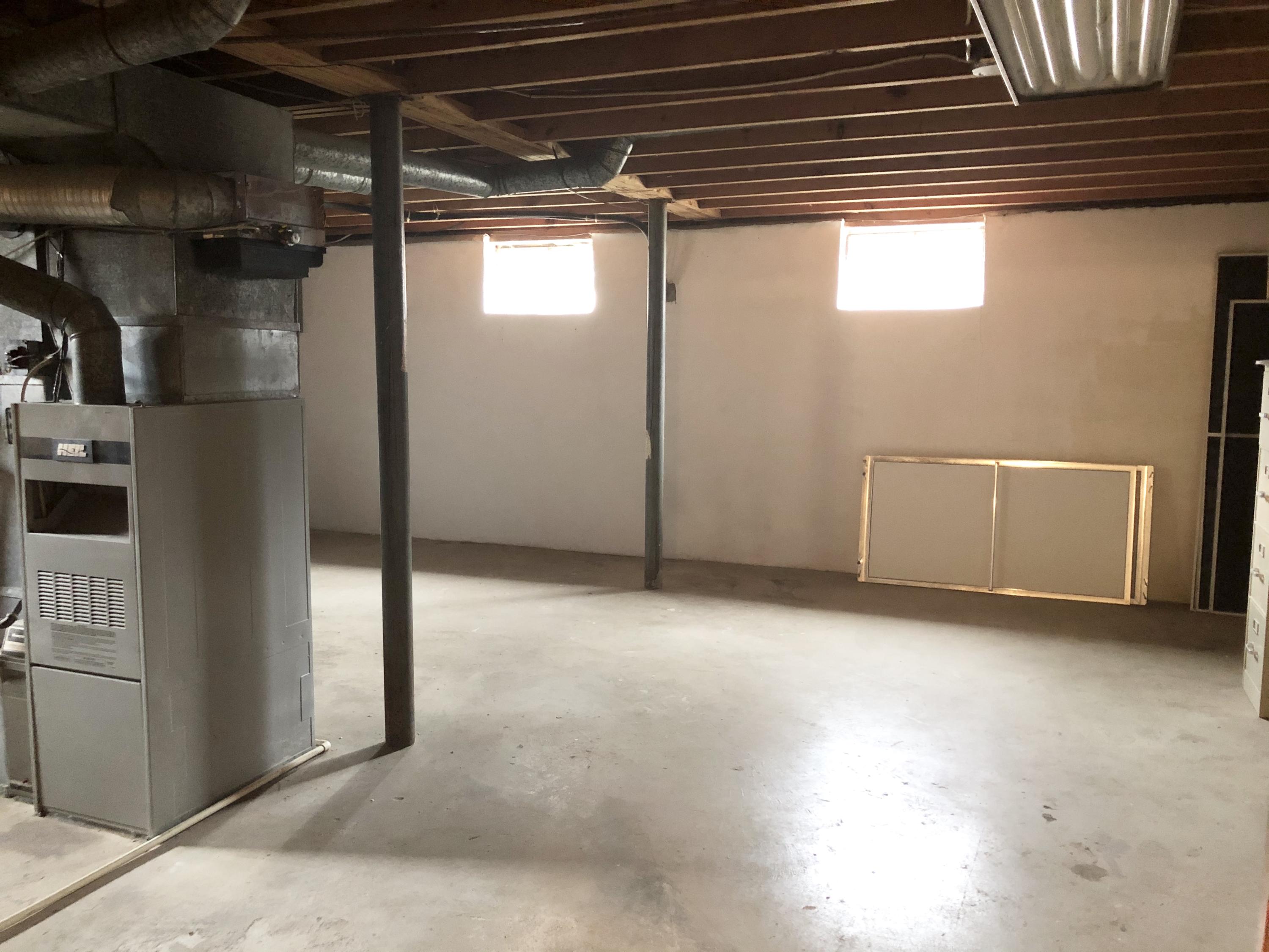 502 Water Oak Road Roanoke, VA 24019 - Photo 26 of 31 4F0058EF-948B-4952-A773-7575E8A12F6F