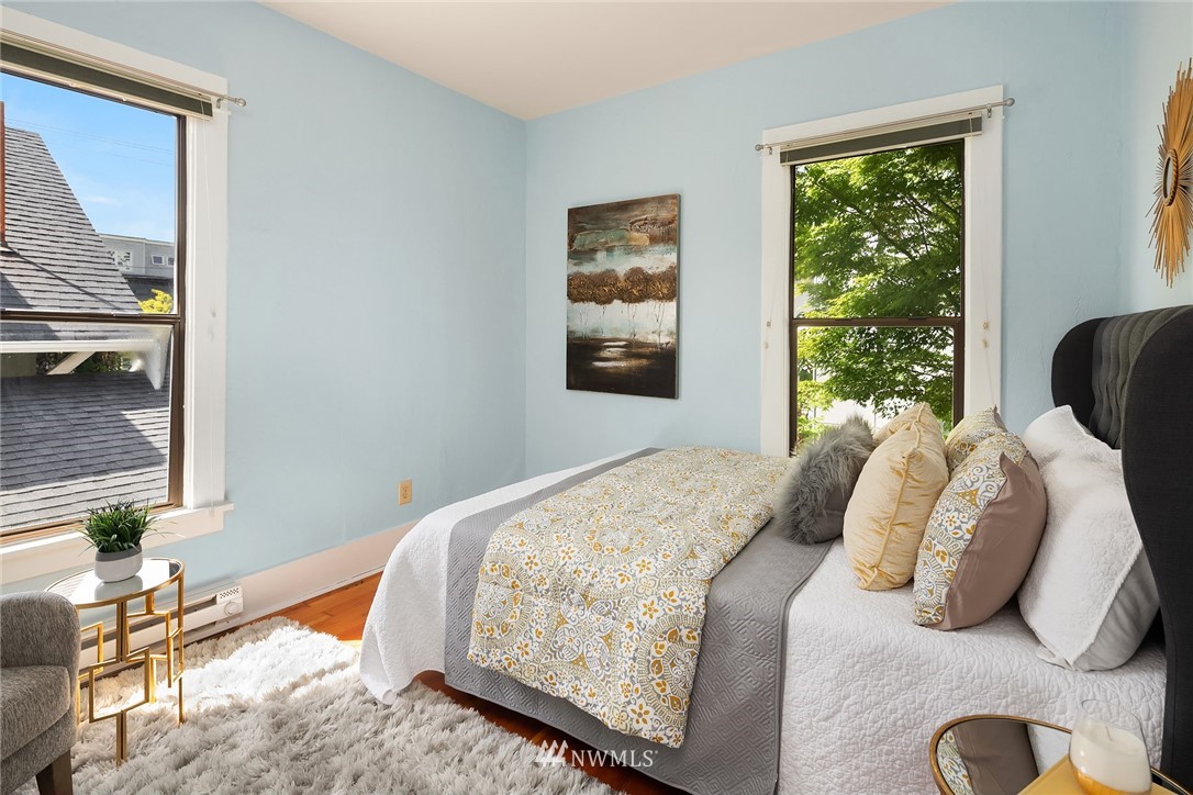 918 West Howe Street Seattle, WA 98119 - Photo 12 of 20 Gallery Image 12