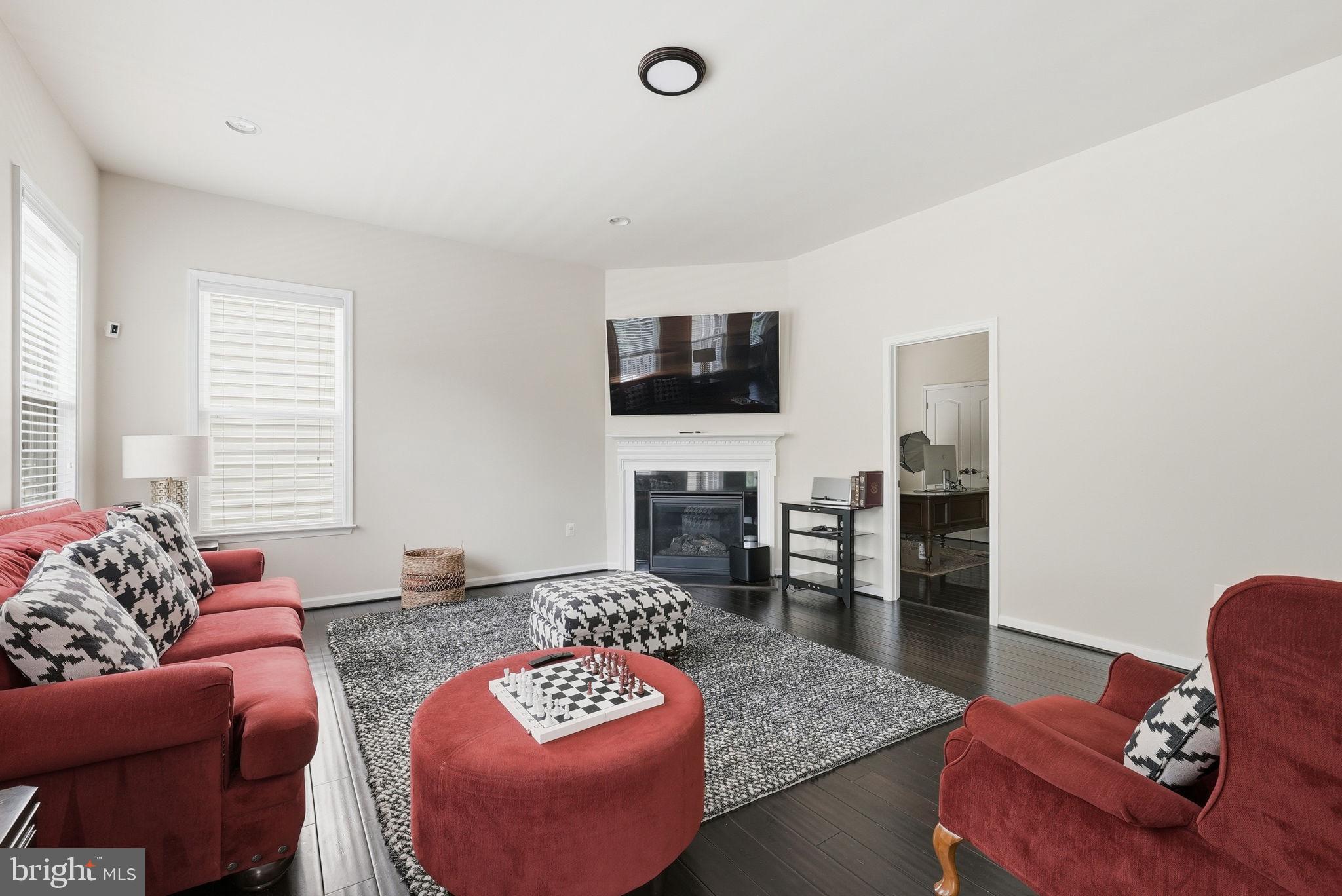 7311 A Hayfield Road Alexandria, VA 22315 - Photo 10 of 47