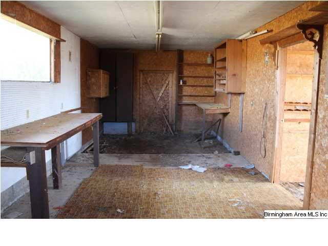 4646 Boiling Springs Road Ohatchee, AL 36271 - Photo 12 of 22 Gallery Image 12