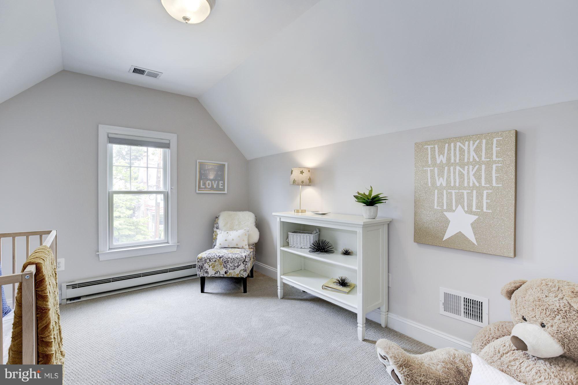 4616 Maple Avenue Bethesda, MD 20814 - Photo 15 of 30 Bedroom 5 - with vaulted ceiling detail