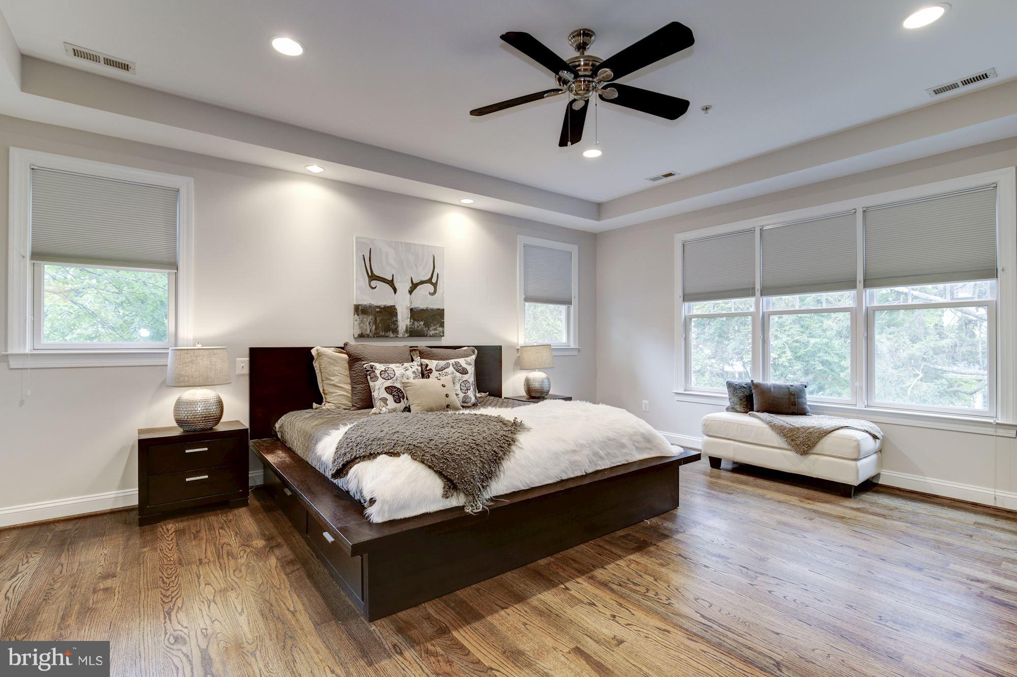 4616 Maple Avenue Bethesda, MD 20814 - Photo 9 of 30 Generous owner's suite on 2nd floor