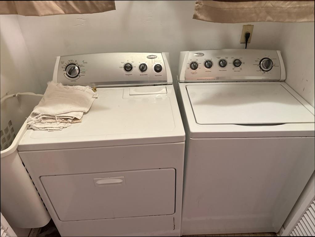 3994 Elm Street Atlanta, GA 30341 - Photo 13 of 15 a close up view of washer and dryer