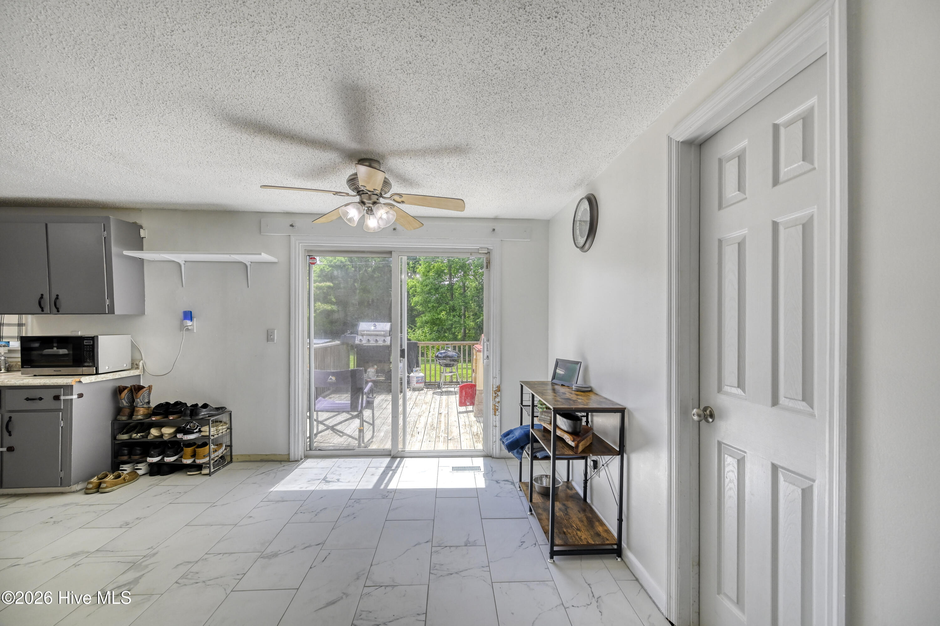 298 Comfort Road Richlands, NC 28574 - Photo 9 of 44 Dining 2