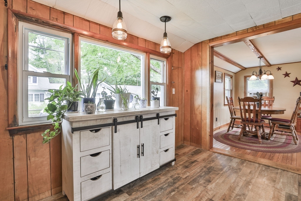 206 Snake Hill Road Ayer, MA 01432 - Photo 17 of 32 Gallery Image 17