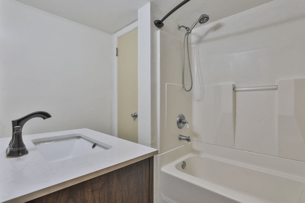 206 Snake Hill Road Ayer, MA 01432 - Photo 20 of 32 Gallery Image 20