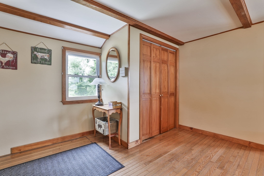 206 Snake Hill Road Ayer, MA 01432 - Photo 5 of 32 Gallery Image 5