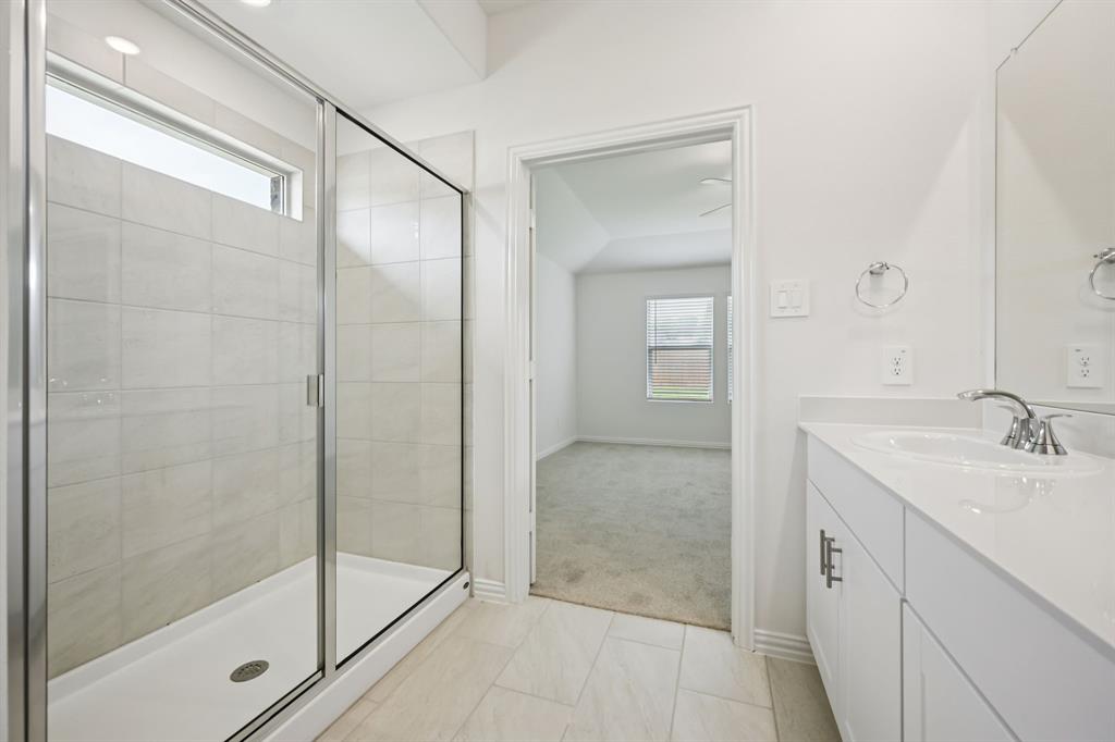 2231 Rannoch Street Sherman, TX 75092 - Photo 8 of 11