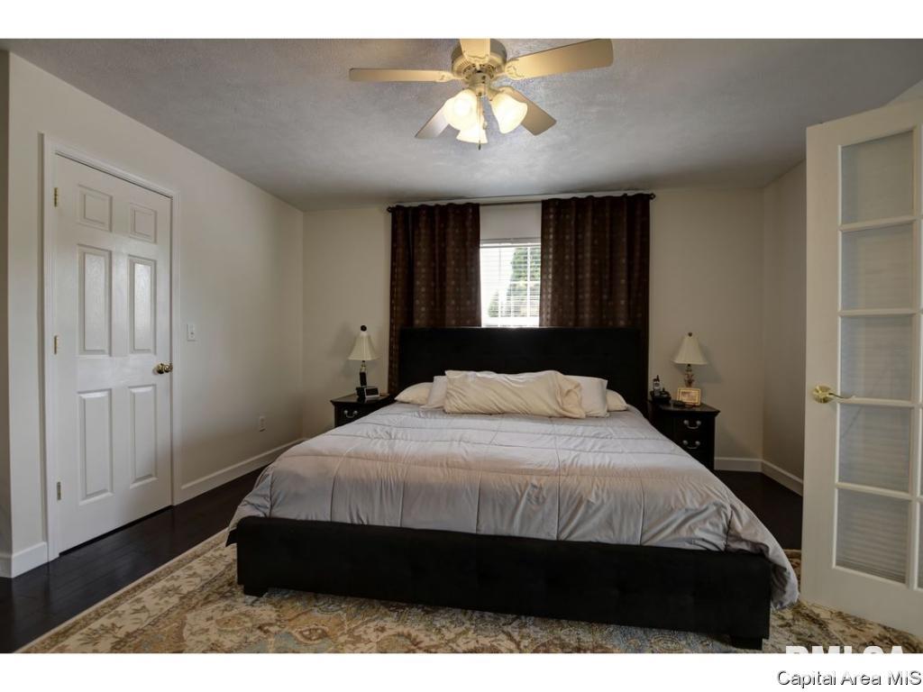 1824 MayField Road Chatham, IL 62629 - Photo 14 of 36 Gallery Image 14