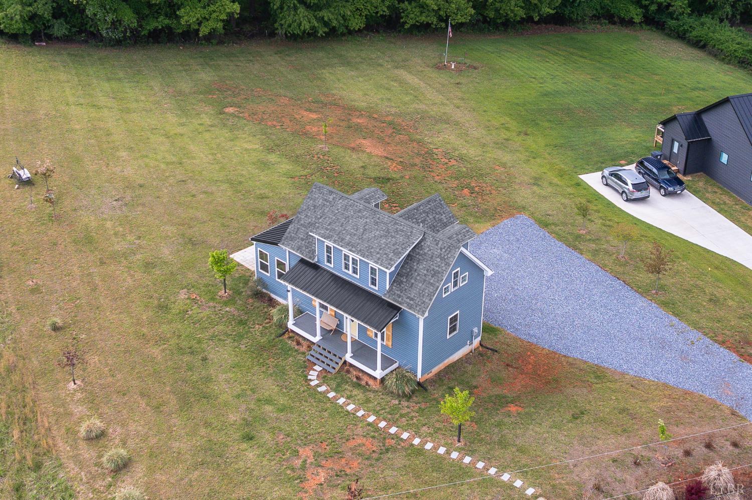 1589 Clearview Road Bedford, VA 24523 - Photo 5 of 44