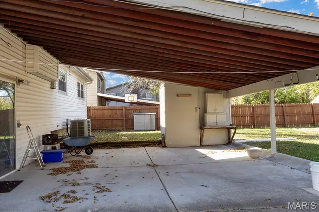 $300,000 | 8907 Grantway Drive, Crestwood, MO 63123