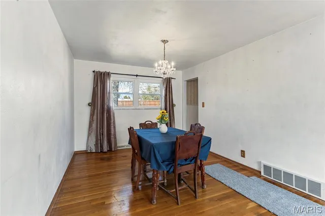 $300,000 | 8907 Grantway Drive, Crestwood, MO 63123