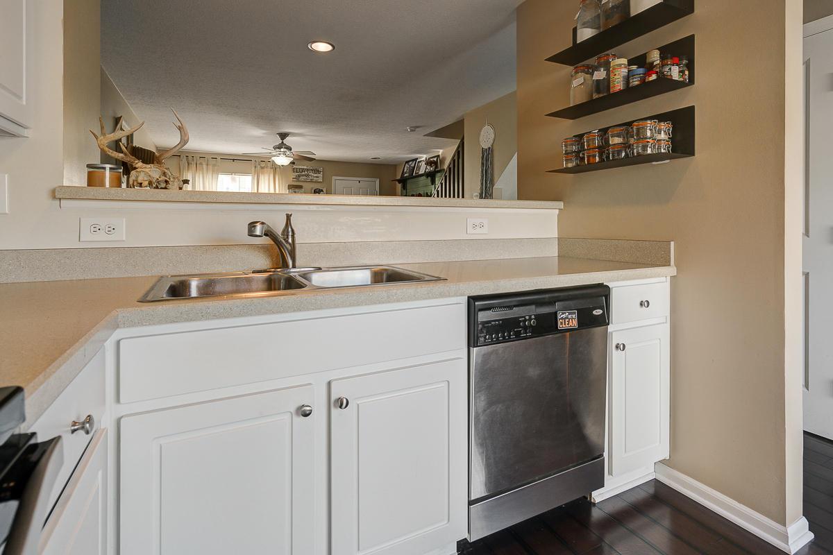 6342 Needletail Road Columbus, OH 43230 - Photo 8 of 36 Gallery Image 8