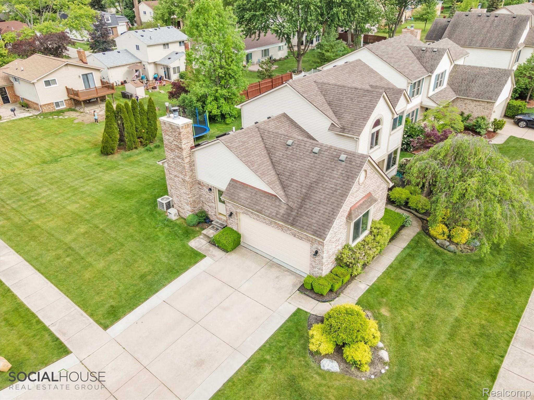6800 Fox Hills Road Canton, MI 48187 - Photo 41 of 52 42-6800 Fox Hills Rd-Windowstill-Real-Estate-Photography-42.jpg
