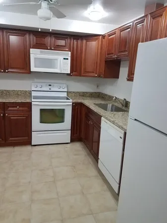 $1,800 | 480 North Laurel Drive, Unit 4A, Margate, FL 33063