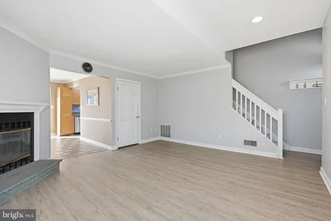 $285,000 | 159 East Green Valley Circle, Newark, DE 19711