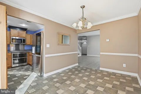 $285,000 | 159 East Green Valley Circle, Newark, DE 19711