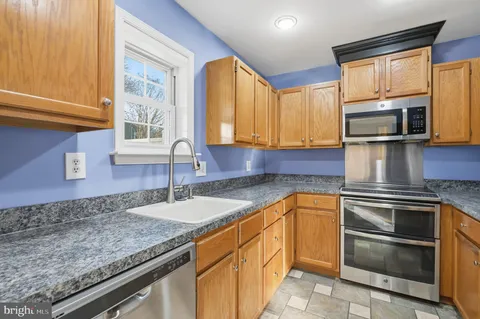 $285,000 | 159 East Green Valley Circle, Newark, DE 19711