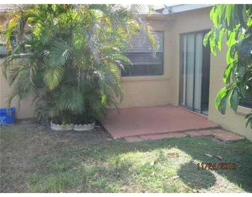 10815 Jennifer Lane Boca Raton, FL 33428 - Photo 15 of 16 Patio/Deck