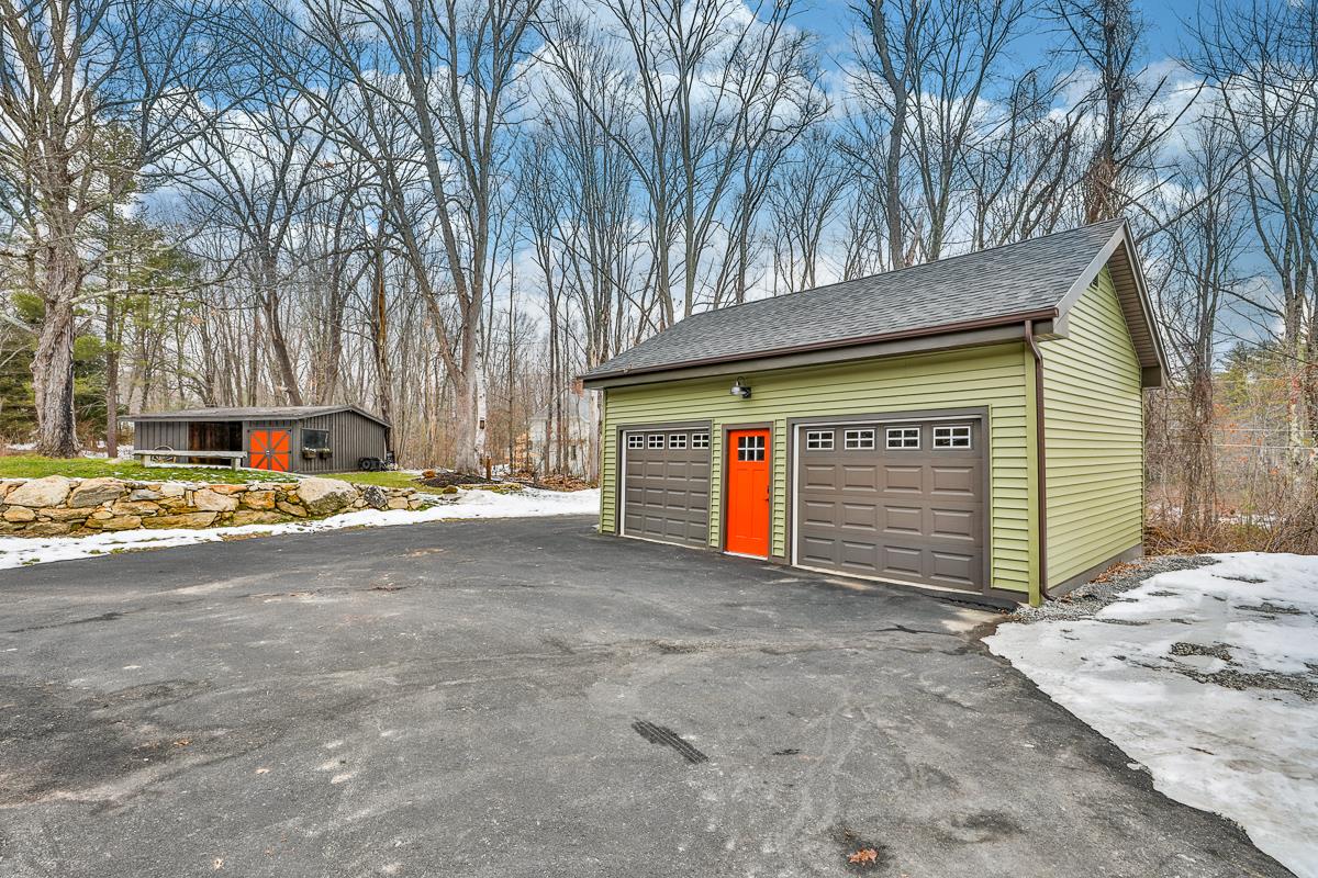 109 Ministerial Road Bedford, NH 03110 - Photo 43 of 49