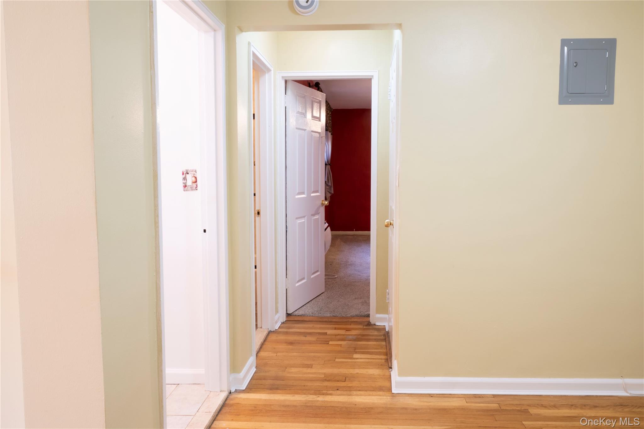 50 Brompton Road, Unit 2H Great Neck, NY 11021 - Photo 12 of 23