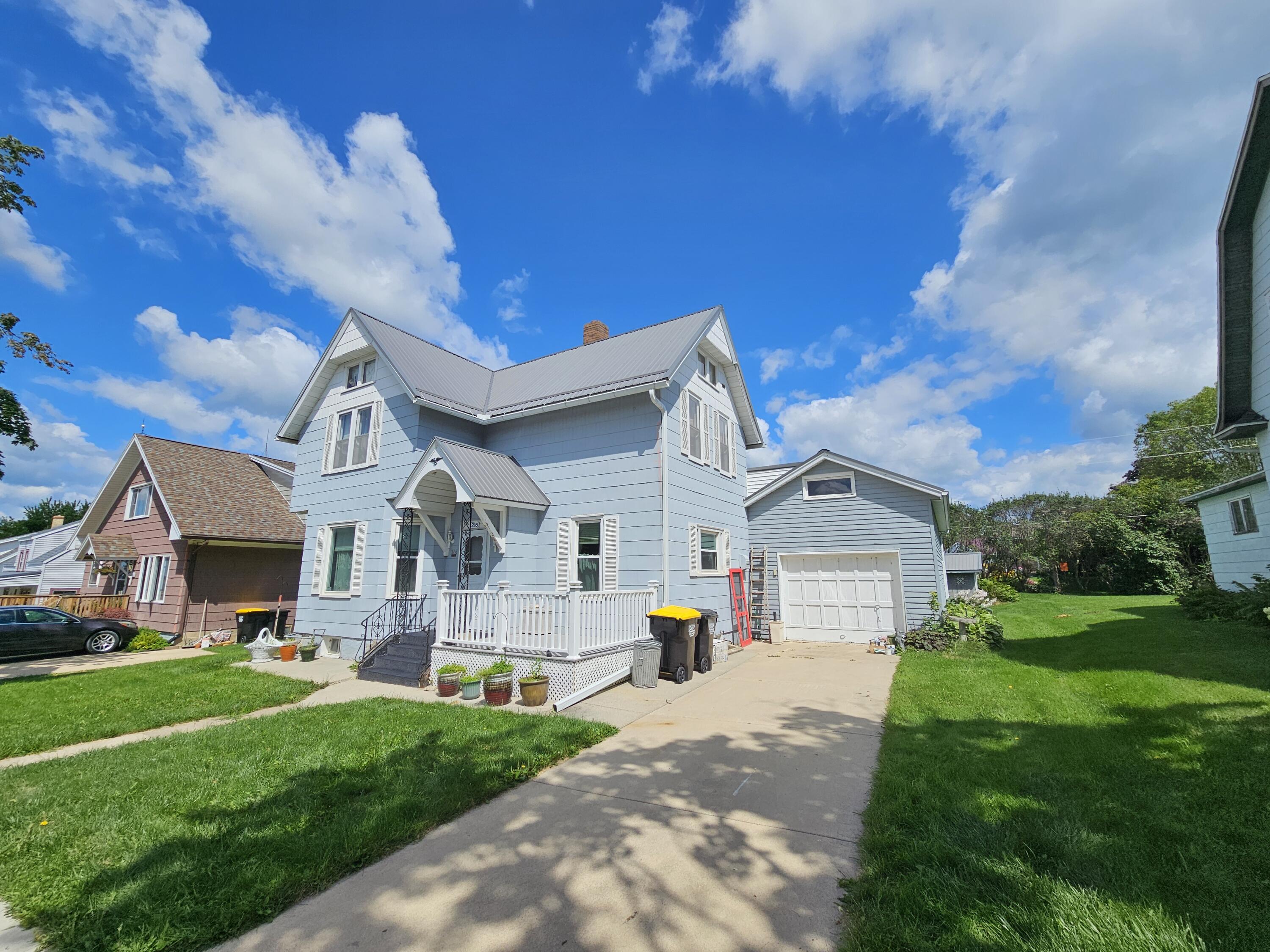 216 1st St Northwest  