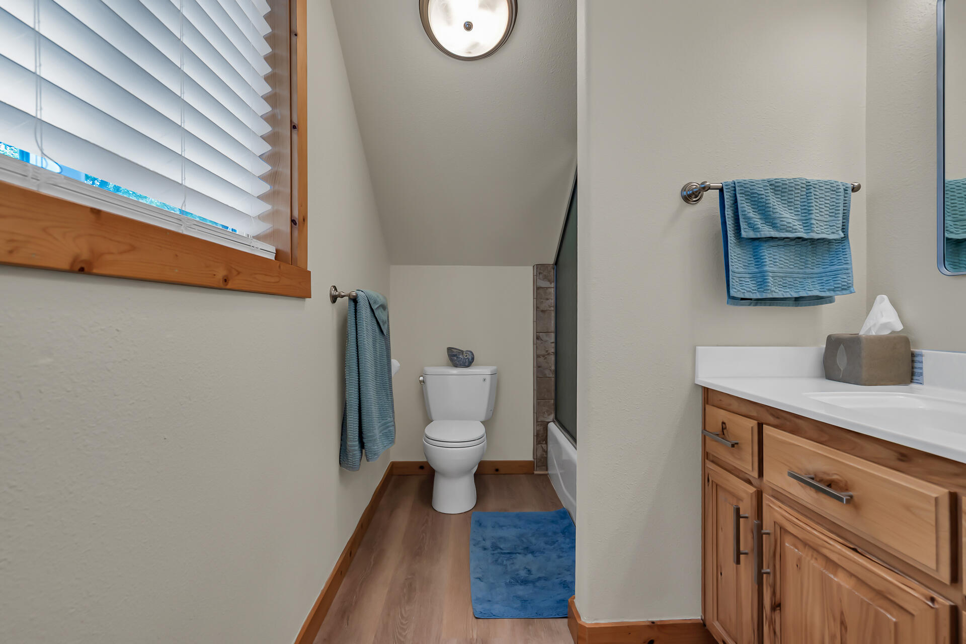 29101 Day Road McArthur, CA 96056 - Photo 30 of 48 a bathroom with a toilet and a sink